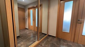 Apartment | 2 bedrooms, individually furnished, iron/ironing board