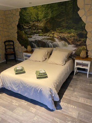 3 bedrooms, iron/ironing board, WiFi, bed sheets - Maison Seara, 3 *** in the heart of the Vosges mountains in Ventron. (Ventron)