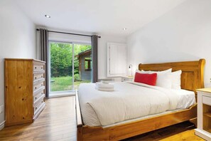 3 室のベッドルーム、WiFi、ベッドシーツ