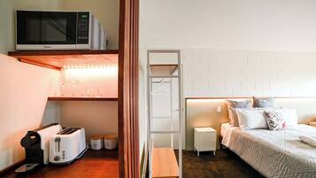 1 chambre, fer et planche Ă repasser, Wi-Fi, draps fournis