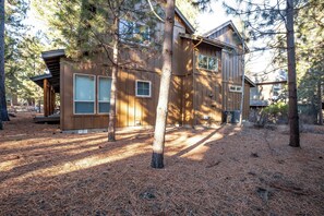 Exterior - Mt. Bachelor Village Retreat W/ Pool & Hot Tub (Bend)
