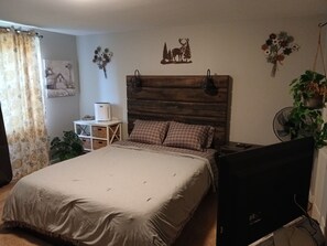 2 makuuhuonetta, ilmainen Wi-Fi, vuodevaatteet