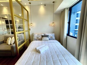 Luxury Apartment, Patio, City View | 1 bedroom, desk, laptop workspace, blackout drapes - Luxurious White & Gold Haven in Makati  (Makati)