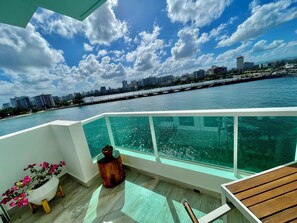 Property grounds - BAY DREAM VIEW / EXCLUSIVE 
at Condado Lagoon Villas (San Juan)