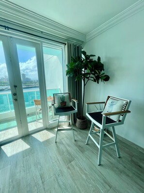 Interior - BAY DREAM VIEW / EXCLUSIVE 
at Condado Lagoon Villas (San Juan)