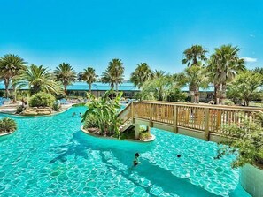 Pool - 2 BR King Suite walk/shuttle to Beach, 11,Pools (Destin)