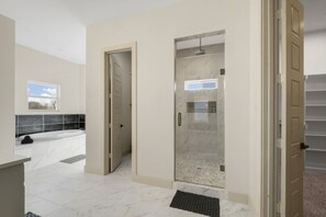 Hair dryer, towels - FIFA World Cup AT&T Stadium 15 minutes away sleeps 12 (Dallas)