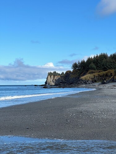 Kodiak Fishing-Hunting Lodge offers wilderness within driving distance to city