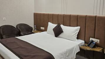 Suite Deluxe, vistes al jardí | 1 dormitori i wifi gratuïta