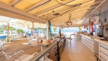 Baari (majoituspaikassa)