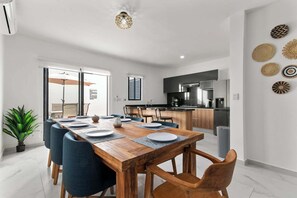 Dining - Perfect resort style House (Playa del Carmen)