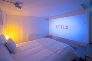 1 多间卧室、办公桌、WiFi、床单