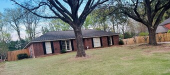 2 Bed - 2 Bath Full Private Home - Fast Wi-Fi - Sleeps 4