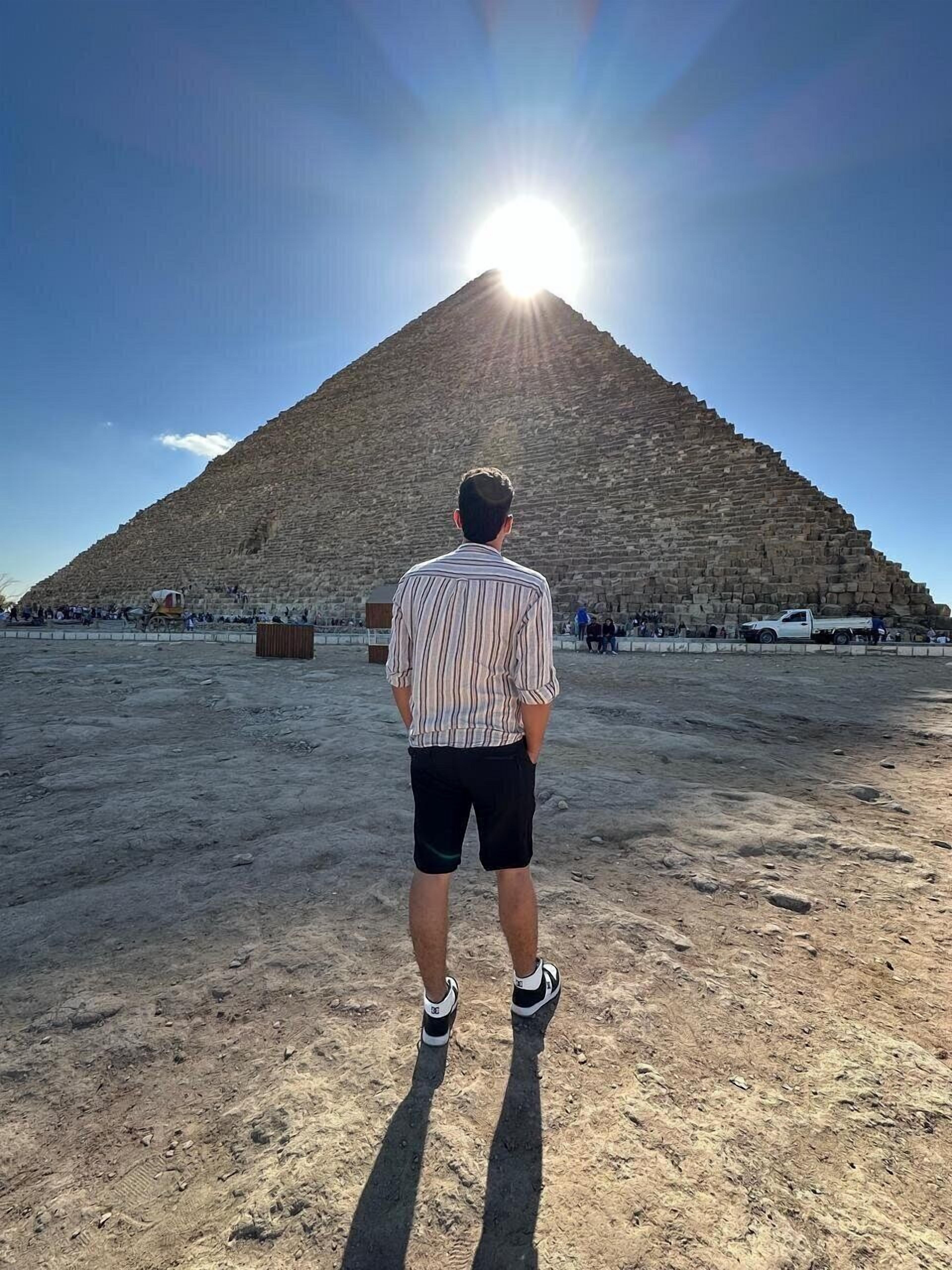 Photo - Topaz pyramids view