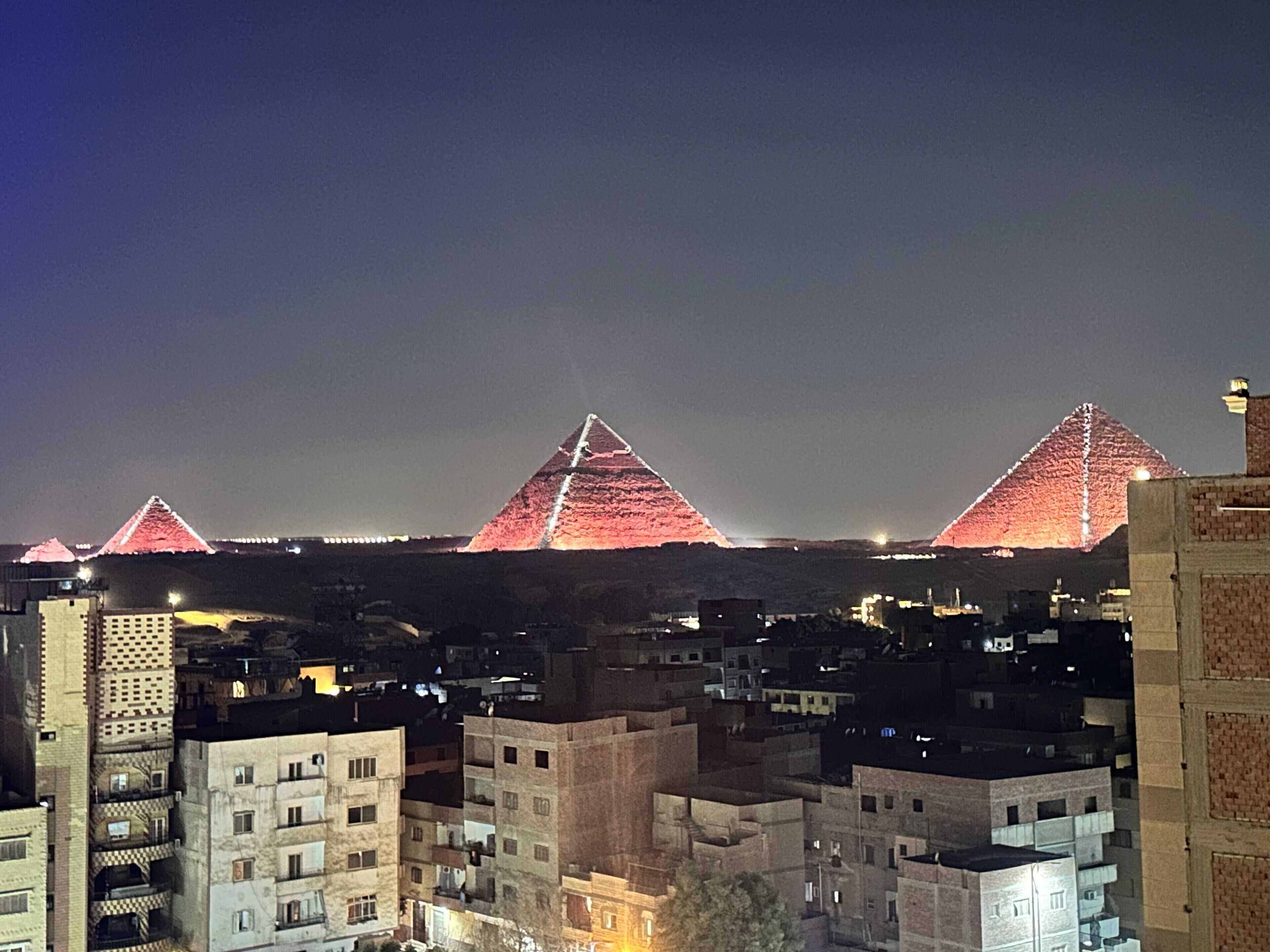 Photo - Topaz pyramids view