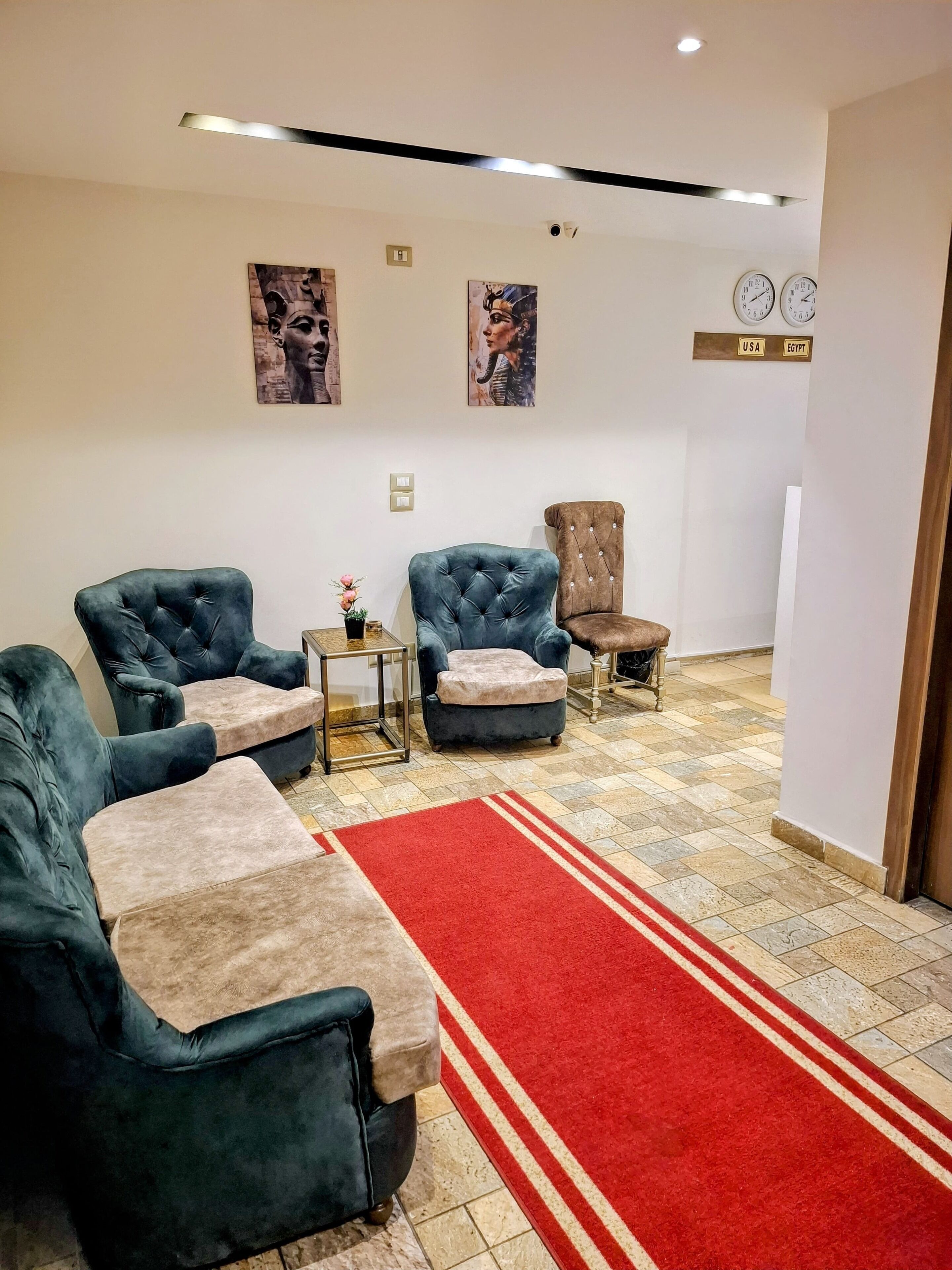 Photo - Topaz pyramids view