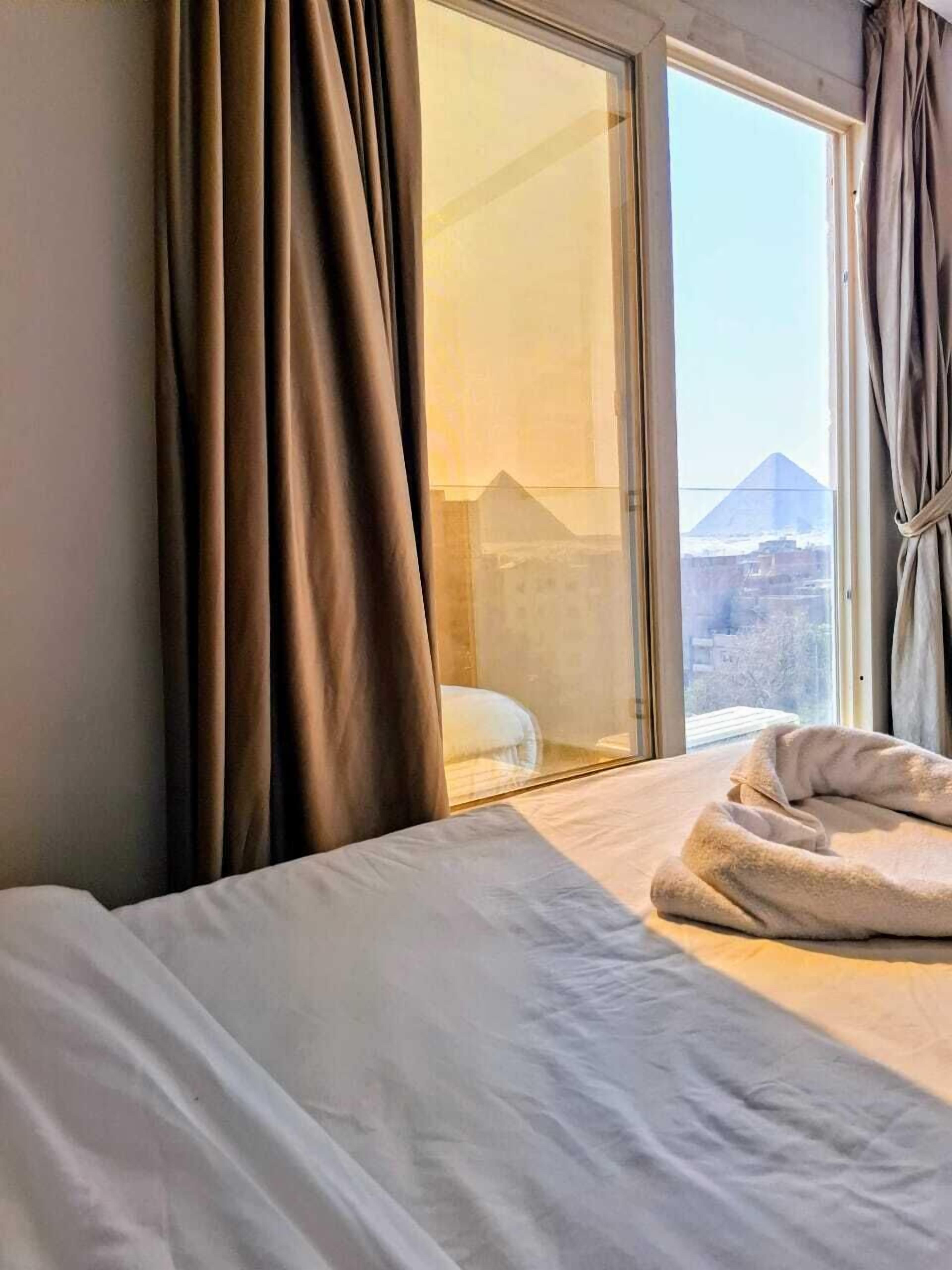 Egyptian cotton sheets, premium bedding, minibar, in-room safe