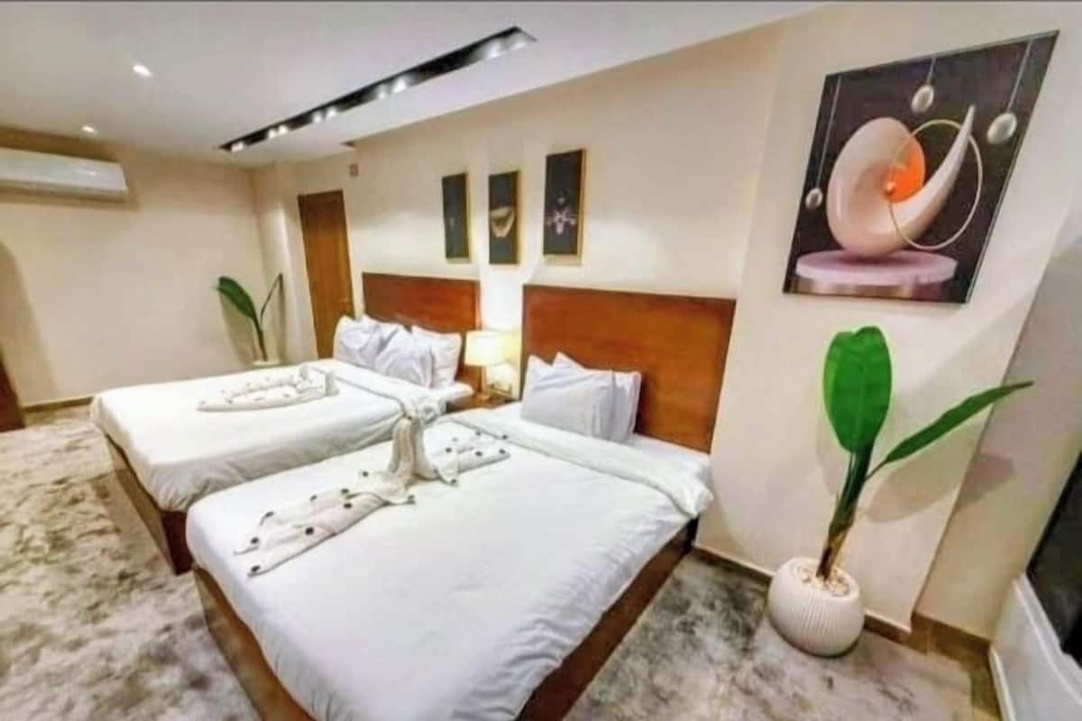 Egyptiska bomullslakan, sängtillbehör av högsta kvalitet och minibar