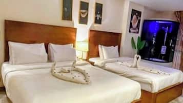 Quarto quádruplo luxo, vista para a montanha | Fachada da propriedade