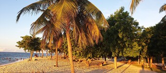 Large detached house on 1st floor with 3 bedrooms