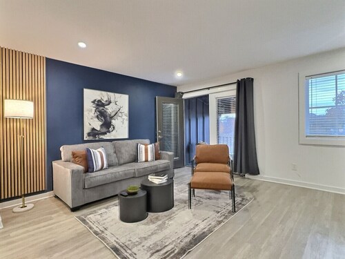 Central Bham Retreat w/ Private Balcony + Parking