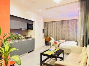 1 bedroom, desk, iron/ironing board, free WiFi