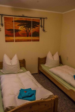 2 bedrooms, WiFi, bed sheets