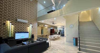 Cozy Private Pool Villa Puchong South up to 25 Pax
