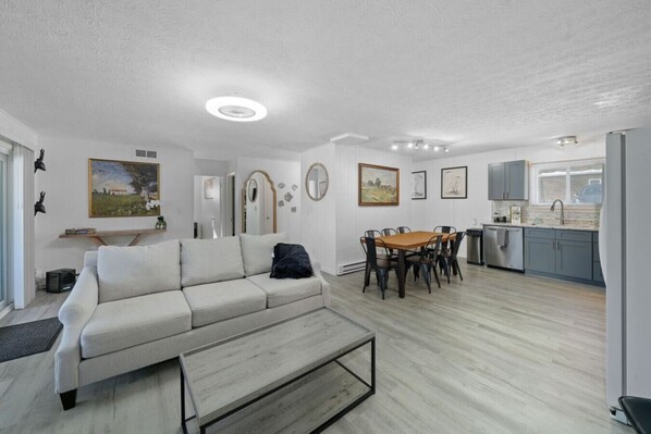 Smart TV, fireplace, video games, ping pong