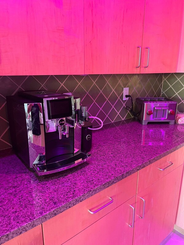 Private kitchen - High End Luxury WFH Loft (Las Vegas)