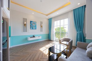 Panorama appartement, uitzicht op de stad | Lakens van Egyptisch katoen, luxe beddengoed