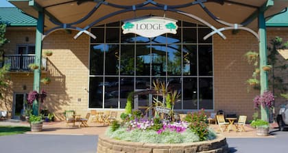 The Lodge at Woodstone Country Club