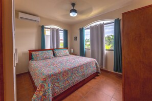 3 عدّة غرف نوم وواي فاي وملاءات أسرّة