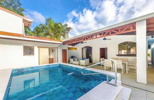 Charming Home in Gated Community with Private pool