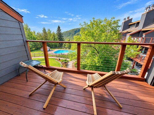 Lutsen Ski-In/Ski-Out | Moose Mtn Views | Hot Tub