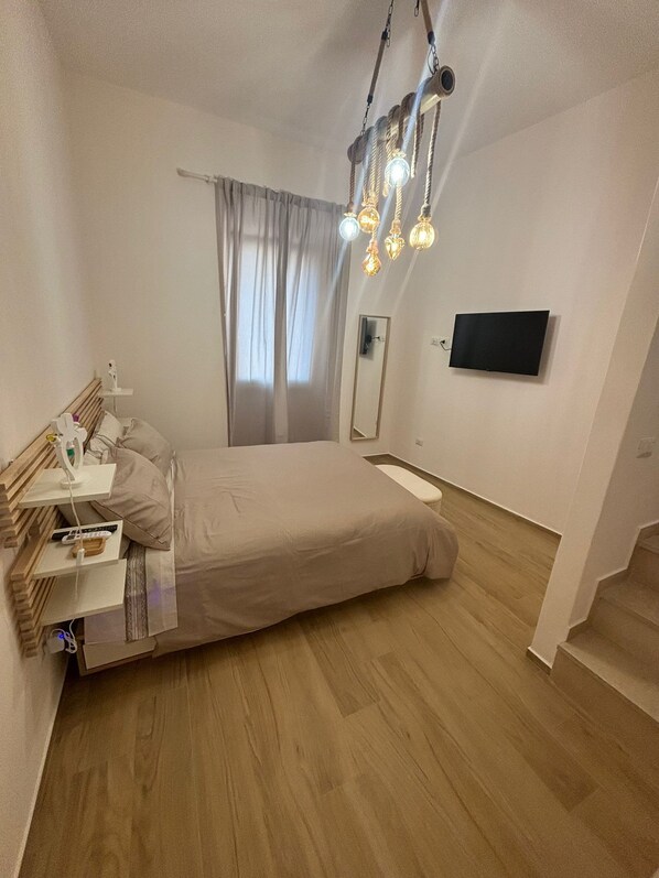 1 chambre, fer et planche à repasser, Wi-Fi, draps fournis