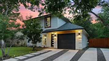 住宿正面