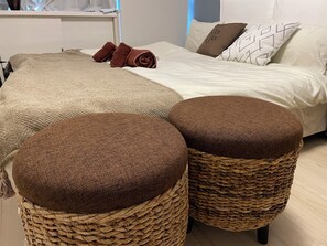 1 bedroom, WiFi, bed sheets