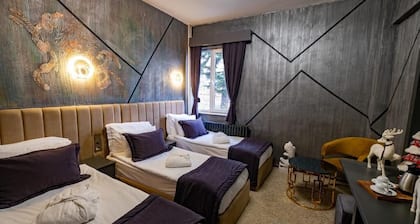 Parnassius Hotel