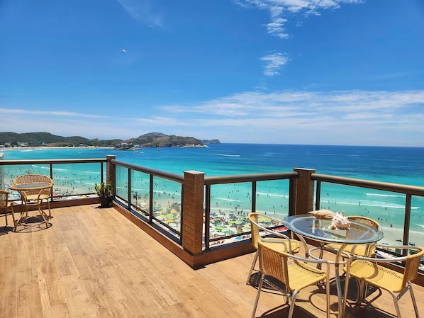 Outdoor dining - Triplex beach of forte cabo frio (Passagem Cabo Frio)