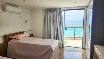 5 habitaciones, tabla de planchar con plancha, wifi y ropa de cama