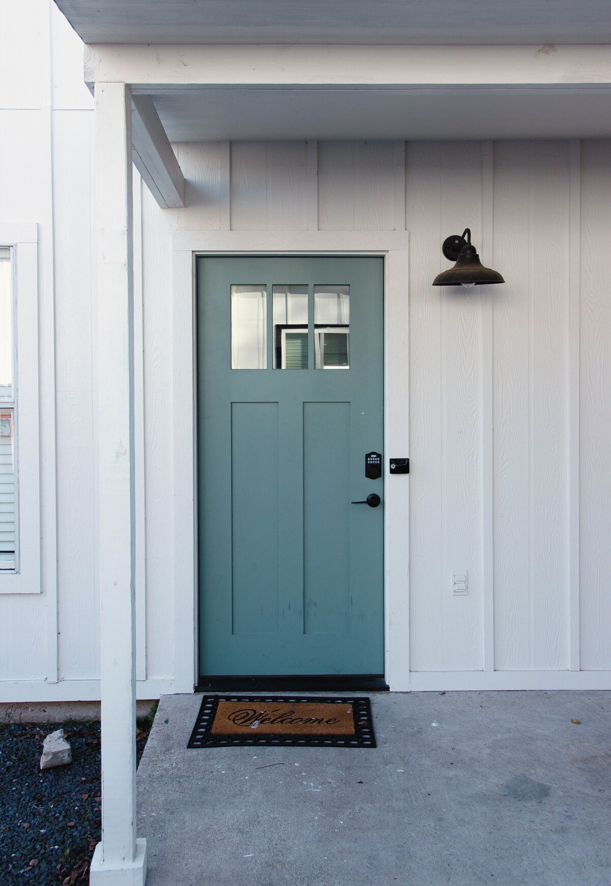 Photo 2 of Charming East Austin 4-bedroom house one mile away from Downtown.