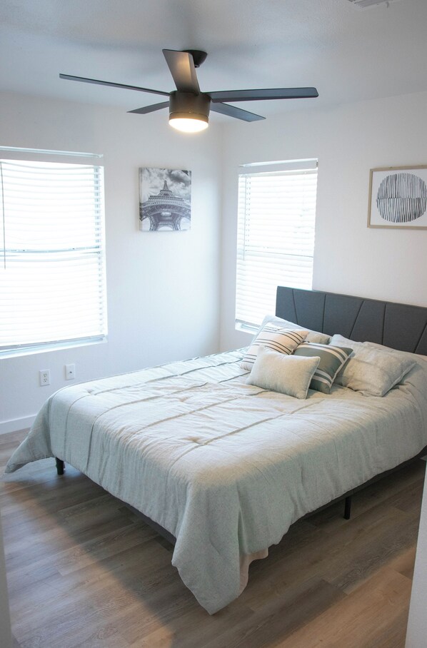 4 bedrooms, free WiFi, bed sheets