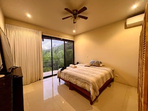 2 habitaciones, escritorio, wifi gratis y ropa de cama