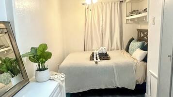 1 chambre, fer et planche à repasser, Wi-Fi, draps fournis