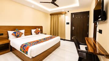 Deluxe Room | Desk, WiFi (free)
