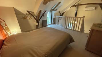 1 bedroom, iron/ironing board, WiFi