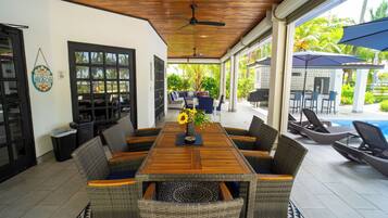 Outdoor dining