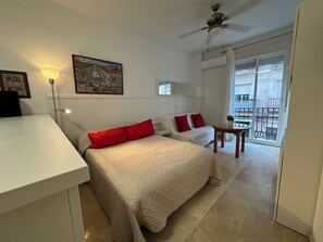 1 bedroom, iron/ironing board, WiFi, bed sheets