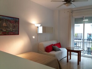 TV - Studio in the center of Malaga (Málaga)